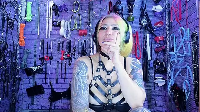 PANDORANEZZ Live XXX-Chat