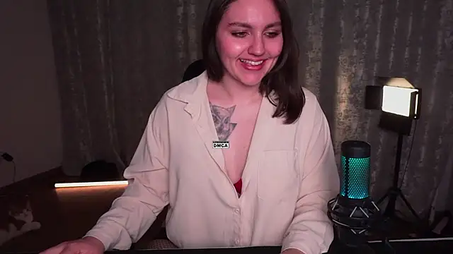 Hoot_owl_cb's Live XXX Chat