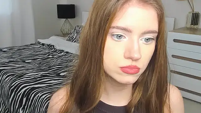 Erica_Kiss Obrolan Langsung XXX