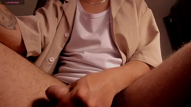 s_sven03's Live XXX Chat