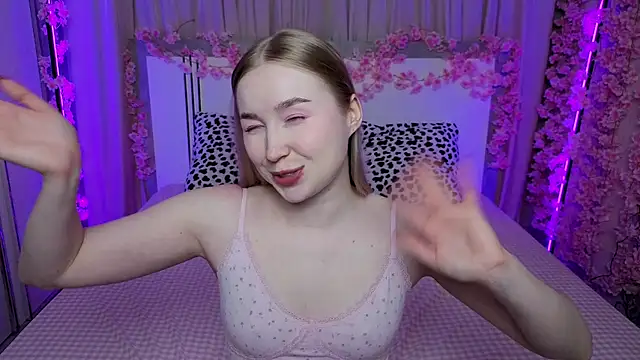 LilyStarlight's Live XXX Chat