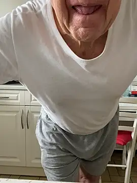 SoltissimoのライブXXXチャット