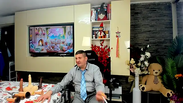 SpartacusDaddy48 Chat XXX live