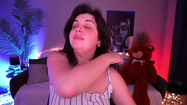 MirandaWong's Live XXX Chat