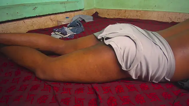 Tamil_KDD's Live XXX Chat