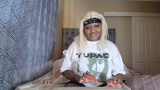 nanababe1 即時 XXX 聊天