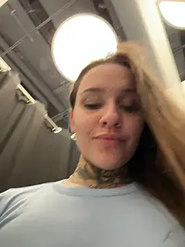 KishaMur 现场XXX聊天