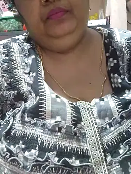 Chat XXX Live tamilthanushri