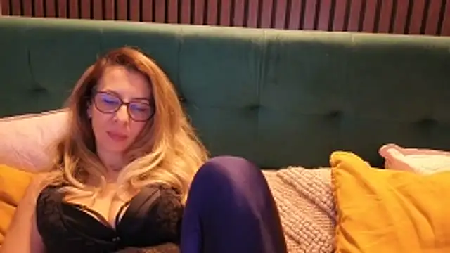 SukyGirl Chat XXX in diretta