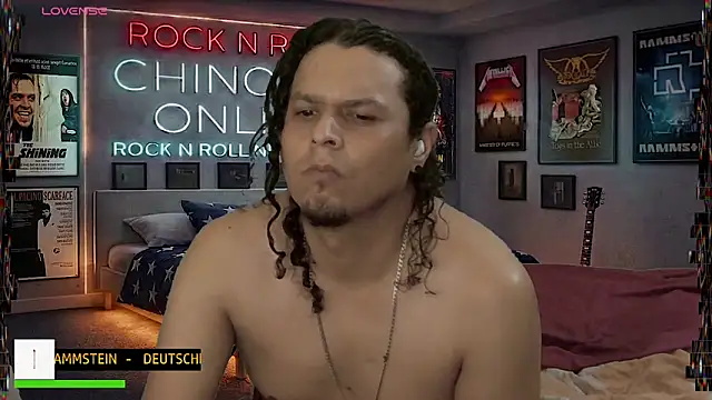 chino_roz's Live XXX Chat