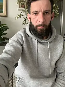 Michel_huge ওয়েবক্যাম শো