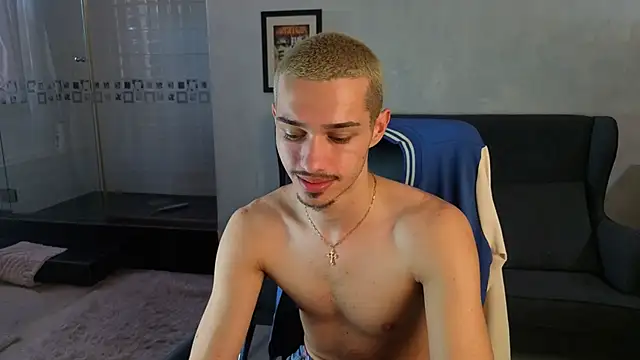 دردشة KaydenDrew الجنسية المباشرة