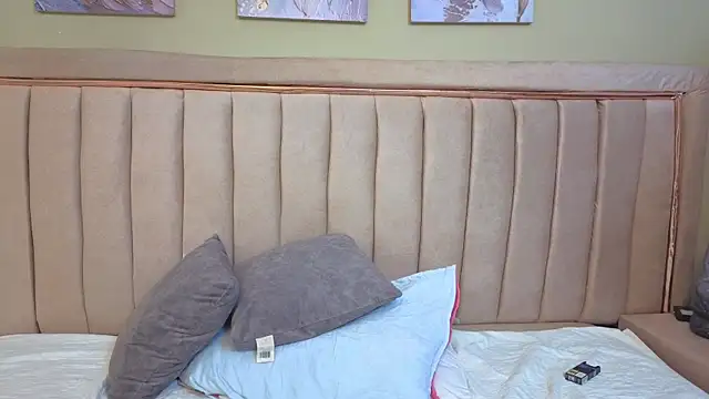 Niaa_Stark's Live XXX Chat