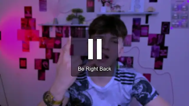 travis_wolf_'s Live XXX Chat