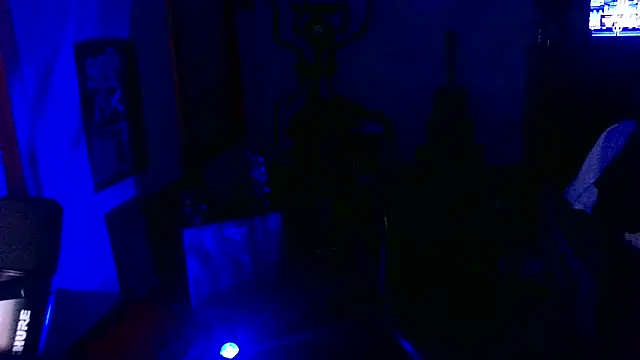 Webkamerová show LEVIATHANX666