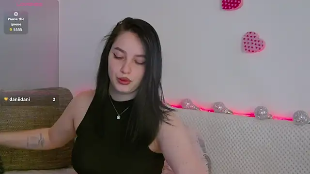 Chat XXX en directo de Leah_Brooks