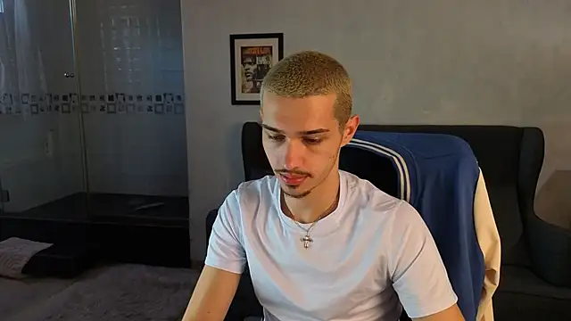 KaydenDrew 现场XXX聊天