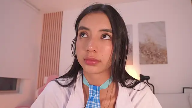 Chat XXX en directo de LillyThompson