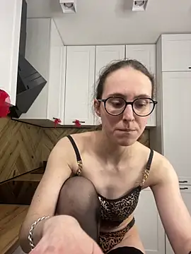 MartiniiSelenna live XXX chat