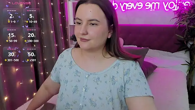 Онлайн чат XXX FeralPeach