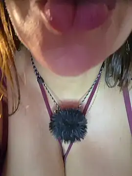 Show de Paulette-squirt na webcam