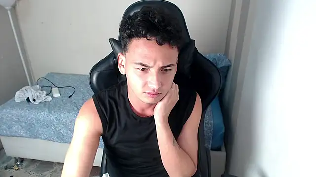 Chat XXX ao vivo de Mathias_twinkk
