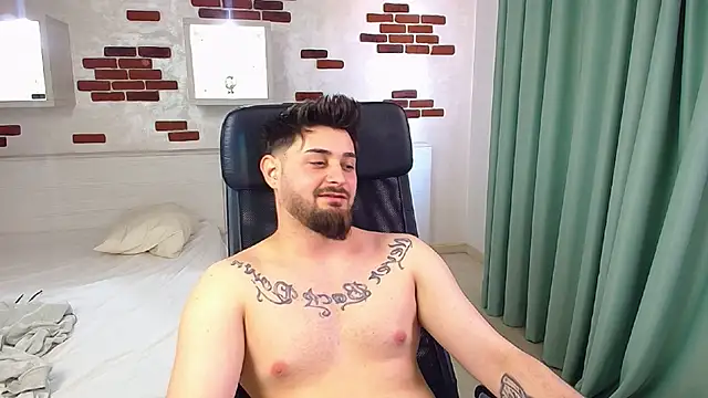 Show modela JalenPen na web-kameri