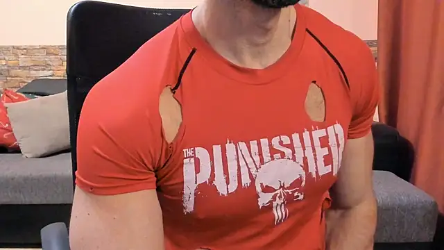 HotHunkTrainer élő XXX-chatje