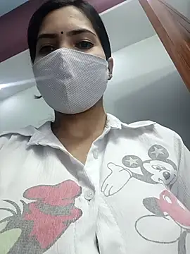 PUNAM456 Adlı Modelin Canlı XXX Sohbeti