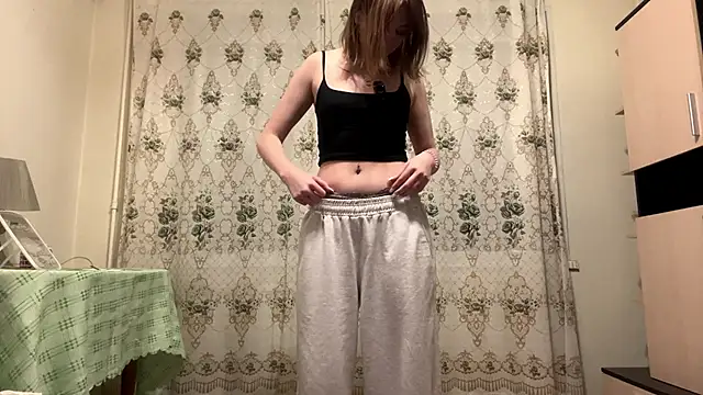 AquilineOrites Chat XXX in diretta