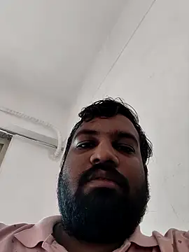 vinay_smalldickn Webbikameraesitys