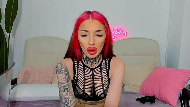 Cassy-Foxy: онлайн-секс-чат