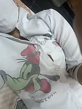 PUNAM456 Show in webcam