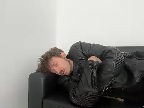 XXX chat uživo modela haimana