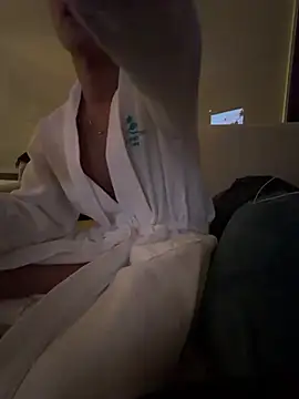 boyhigh1997: απευθείας συνομιλία ΧΧΧ