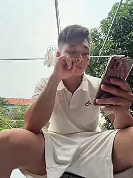 Naughty___asian Show Webcam