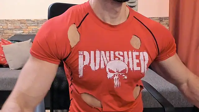 HotHunkTrainer লাইভ XXX চ্যাট