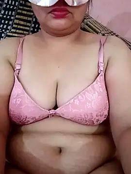 Gujju_bhabhi69 现场XXX聊天