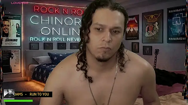 chino_roz Show Webcam