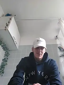 Toyjungee 网络视讯表演