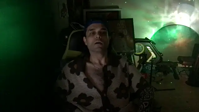 KungFuPanda001: διαδικτυακό σόου στην κάμερα