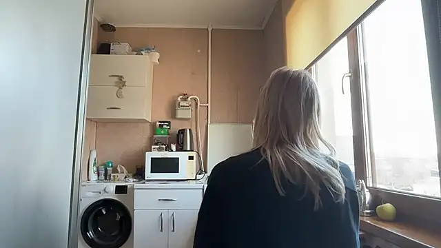 AngelJeni 即時 XXX 聊天