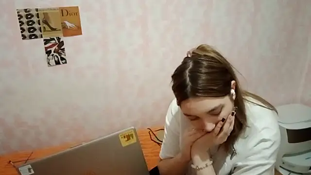 JanineThielman 现场XXX聊天