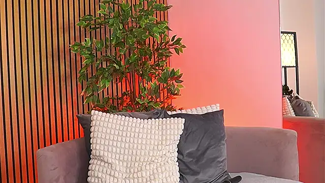 Avril_Cyrus élő XXX-chatje