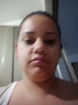 _Miaaleon Chat XXX in diretta