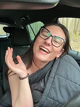 AvaFlowers6 élő XXX-chatje