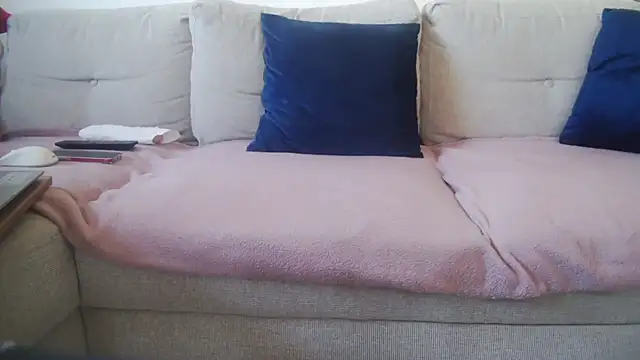 Kamillaone 라이브 XXX 채팅