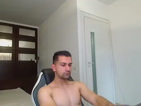 BryceReign live XXX chat