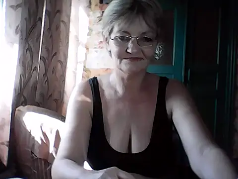 NikaGold455: онлайн-секс-чат