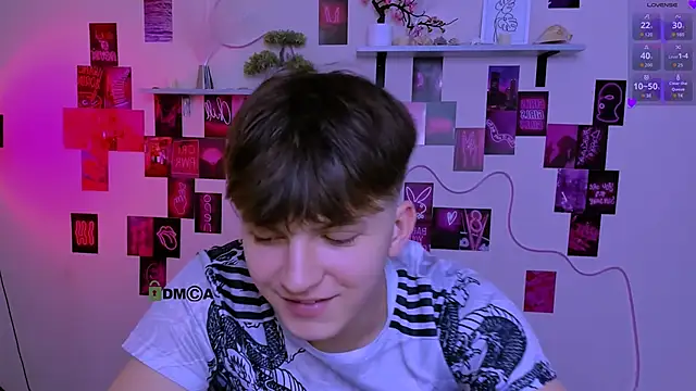 travis_wolf_: онлайн-секс-чат